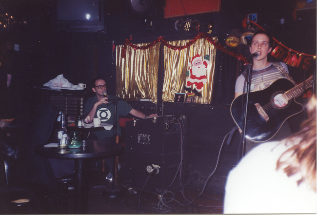 Lach in the Sidewalk Cafe ©Dina Levy